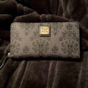 Like New! Doober & Bourke Haunted Mansion Wallet